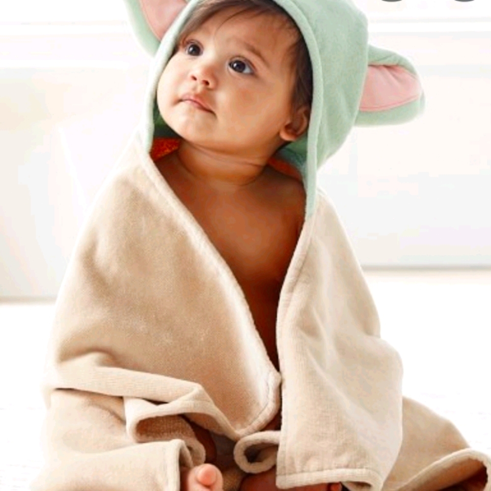 Pottery barn baby yoda towel